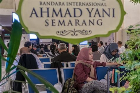 Atlantic standard time is 11:00 hours behind semarang. Penumpang Masih Mendatangi Bandara Lama Semarang