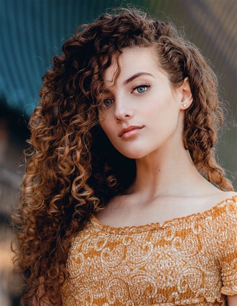 boss cheer star sofie dossi shares 10 fun facts about herself photo 1175801 photo gallery