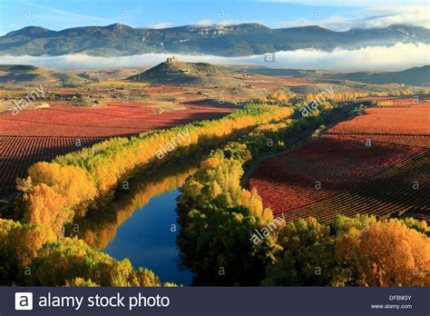 la ˈrjoxa) is an autonomous community and a province in spain, located in the north of the iberian peninsula. Autumn, River Ebro, La Rioja, Spain Stock Photo, Royalty ...