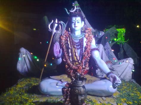 Check out latest lord mahadev photos, mahadev hd wallpapers, mahadev free photo gallery, har har mahadev images pics, devo ke dev sri mahadev high resolution images and shankar mahadev ke har har mahadev images maharudra. Har Har Mahadev - DesiComments.com