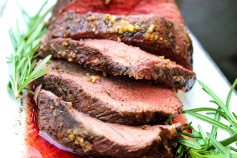 Roast beef tenderloin, seared then oven roasted, served with mushrooms sautéed in the pan drippings with butter and herbs. Roasted Beef Tenderloin with Gorgonzola Pepper Cream Sauce | Daily Dish Recipes