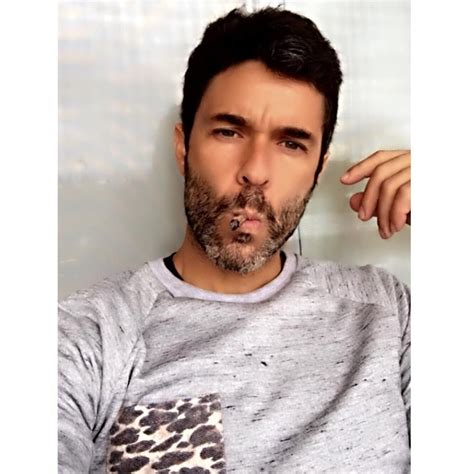 Mariano martínez biography, ethnicity, religion, interesting facts, favorites, family, updates, childhood. Pin en Mariano Martinez