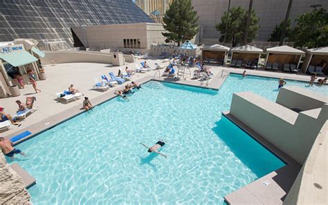 Las Vegas Hotels With Indoor Swimming Pools Peroiadesign