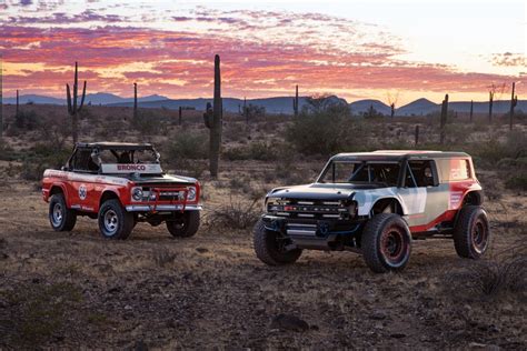 Gallery The New Ford Bronco Logo And Race Prototype Offroading Videos