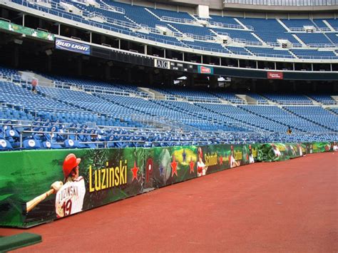 The philadelphia phillies (mlb) played the first game ever at veterans stadium on april 10, 1971. Veterans Stadium - Philadelphia Phillies - AGS | Signature and Graphics Manufacturing