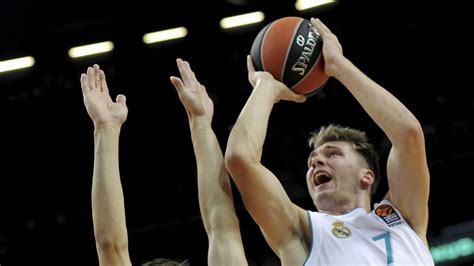 Luka Doncic Jugador Del Mes Más Joven En La Historia De La Euroliga