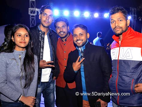 Treefa ho ria ne punjabi virus dia!! Punjabi singer and actor Gagan Kokri enthralls audience at ...