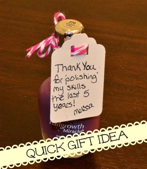 Spend too much and you risk making them feel uncomfortable. Great for a female teacher, mentor, or boss! | DIY Gifts ...