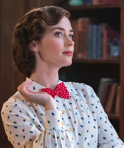 Emily Blunt Mary Poppins Pictures All In Here