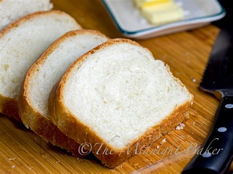 Amish White Bread The Midnight Baker Uses Basic Ingredients