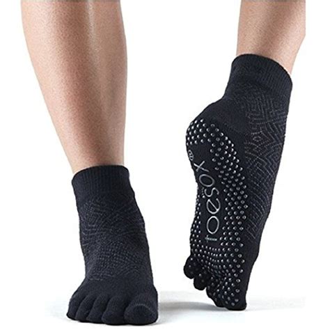 ToeSox Full Toe With Grip Yoga Pilates Toe Socks Black Medium Check Out The Image By