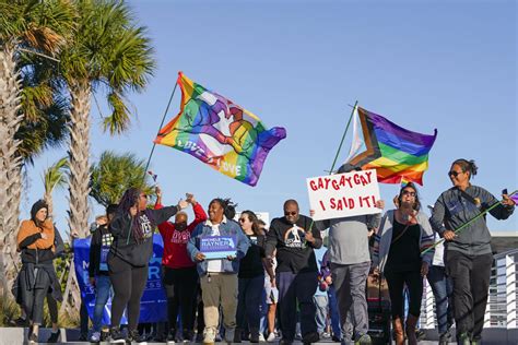 Ucsb Rcsgd Raises Funds In Protest Of Floridas Dont Say Gay Bill