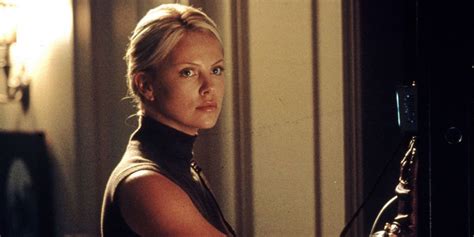 That Time Charlize Theron Was Required To Train Longer Than Male Italian Job Co Stars Cinemablend