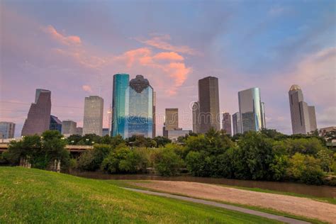 292 Houston Texas Modern Skyline Sunset Twilight Park Stock Photos