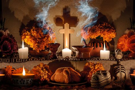Ofrenda O Altar De Día De Muertos Significado Y Elementos Que Debe