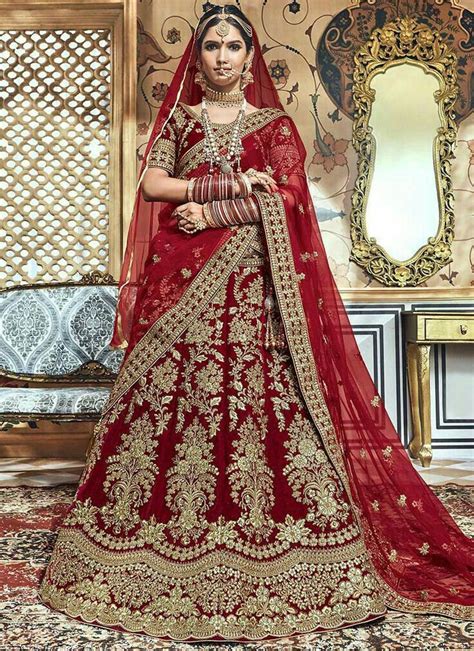 Jannat Zubair Photos With Images Indian Wedding Lehenga Designer Bridal Lehenga Designer