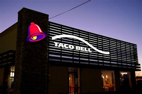 Taco Bell’s New Discovery Box Revives the $5 Meal, a Welcome Addition