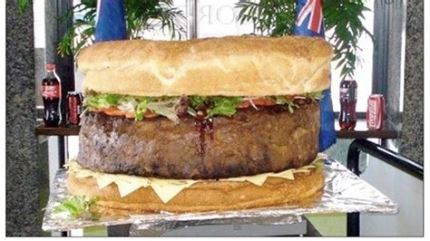 Australians Take Worlds Biggest Burger Title