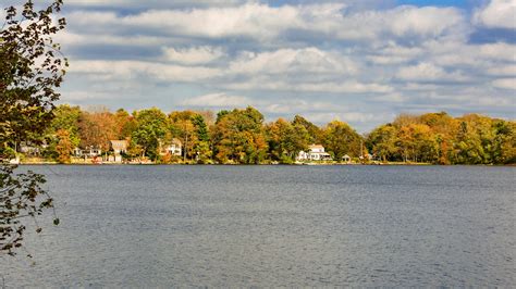 Living in New Fairfield, Conn. - The New York Times