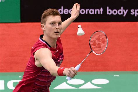 Viktor axelsen badminton offers livescore, results, standings and match details. Viktor Axelsen overvinder sættab og er videre ved VM | BT ...