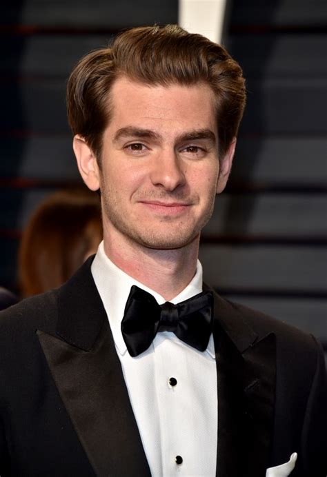 Andrew russell garfield was born in los angeles, california, to a british mother, andrea, and father, richard garfield. Andrew Garfield's Gay Confession Is Fake News | Celeb ...