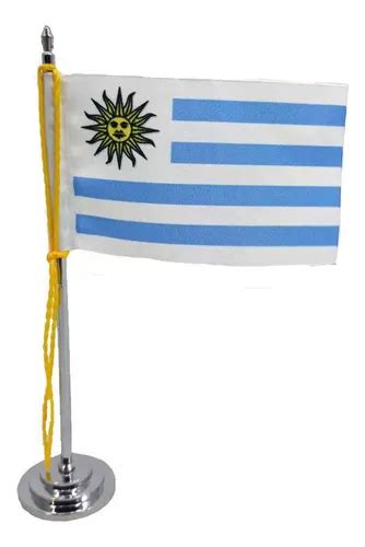 Mini Bandeira De Mesa Da Uruguai 15 Cm Poliéster Frete Grátis