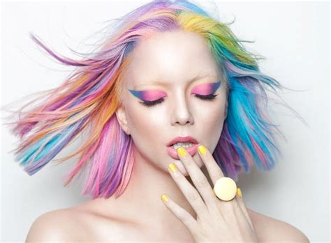 Coloring your own hair requires skill, dexterity, and a basic familiarity with science. 15 Ideas for Cool Hair Colors