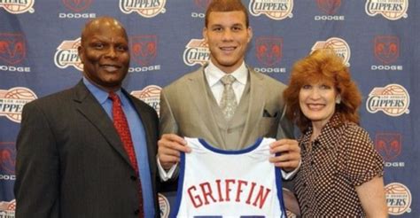 Blake griffin is an american basketball player who plays for the los angeles clippers of the nba and best known for playing as a power forward. Who Are Blake Griffin Parents And Does He Have A Brother?