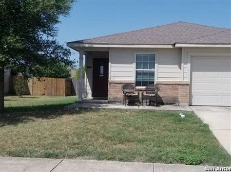 Jun 16, 2021 · the wise county sheriff's office issued the statewide blue alert around 10 p.m. Houses For Rent in Selma TX - 6 Homes | Zillow