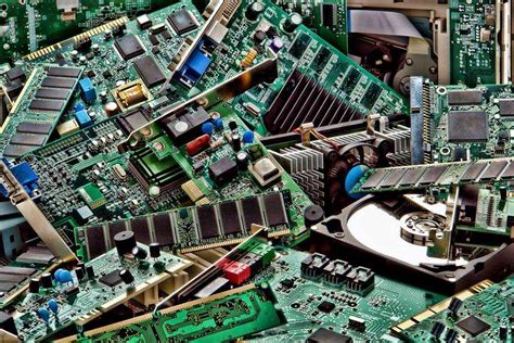 It states that the producer is responsible for the management of final stages of the life of its product in an environmental friendly manner. Why You Need to Recycle Your E-Waste (and how London Drugs ...