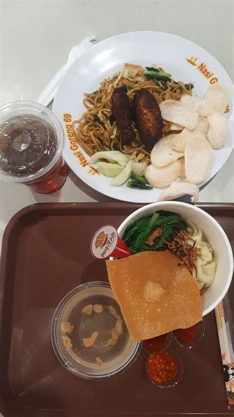 Fess On Twitter Fess Makan Di Sekte Perbakmiean Yang Satunya Mie