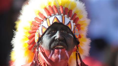 Native American activists seek to eliminate 'redface'
