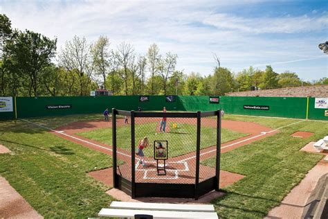 They custom fit the field to fit your location including the outfield fence, foul lines, american flag, bunting and so. Pin by Jimbo Lattimore on wiffle ball fields | Backyard ...