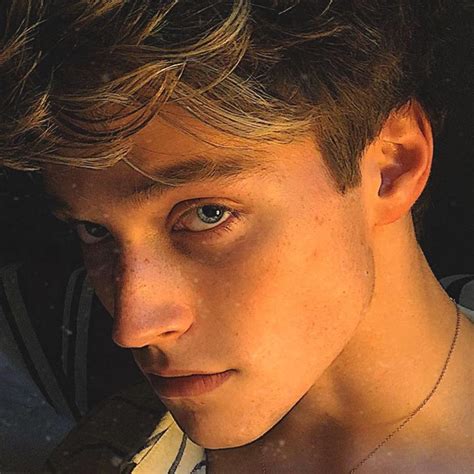Froy Gutierrez Tour Dates Concert Tickets And Live Streams