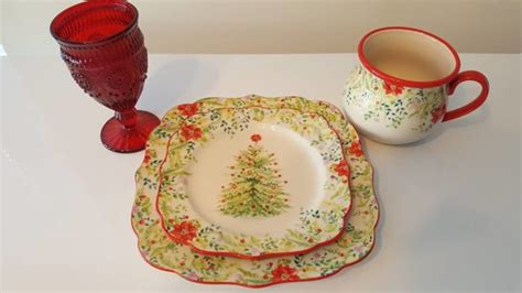 Ree drummond celebrates the holidays with extra special seasonal eats. The Pioneer Woman Holiday Collection 2016 Available at ...