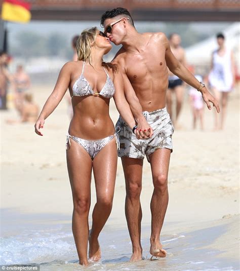 Firmly Attached Towie S Joey Essex And Bikini Clad Sam Faiers Spend Their Dubai Holiday Kissing