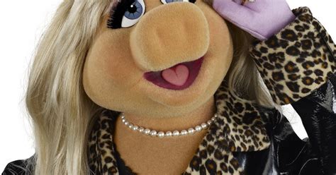 Barbaras Beat Miss Piggy Talks About Disneysthe Muppets Coming 1123
