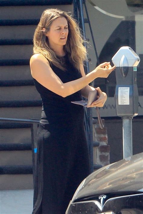 Alicia silverstone at vegfest 2019. Alicia Silverstone Latest Photos - CelebMafia