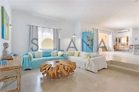 Ibiza house renting le ofrece una amplia selección de villas en alquiler y servicios a la carta en ibiza. Inmobiliaria Ibiza / Ibiza Real Estate / Immobilien Ibiza ...