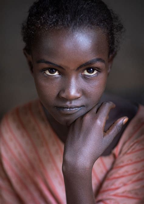 Portrait Of An Afar Tribe Girl Afar Region Afambo Ethio Flickr