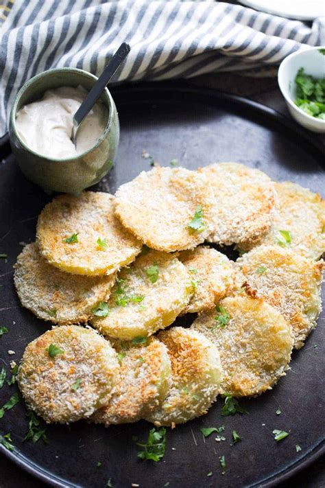 You will just love them. Oven Fried Green Tomatoes - LemonsforLulu.com