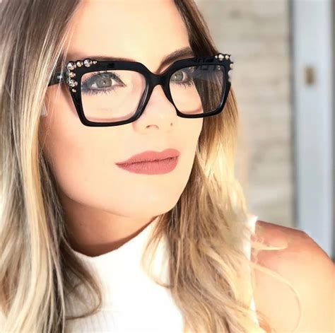 Mincl 2018 New Fashion Reading Glasses Oversized Square Reader Glasses Retro Eyewear Women Men