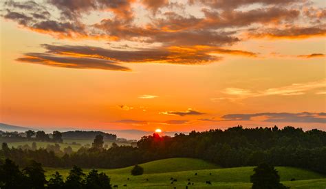Sunrise in the beautiful Shenandoah Valley 7 29 2020 : Virginia