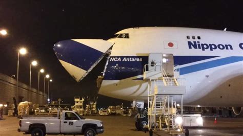 Nose Loading A Nippon Cargo Boeing 747 4kzfscd Ja06kz At Ohare Int