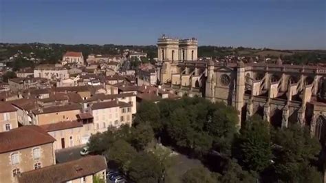 La Cathédrale Sainte-Marie d'Auch - YouTube