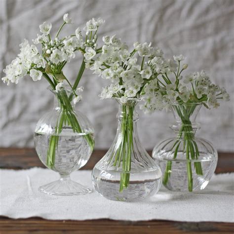 Delicate Glass Bud Vase 3 Sizes The Wedding Of My Dreams Wedding