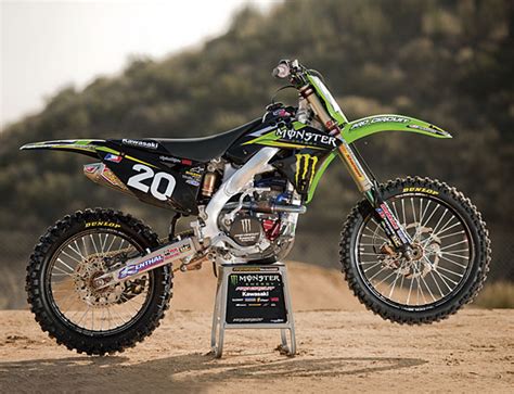 In the world of shock linkages, pro circuit knows what it is talking about. LIME GREEN Symbol of Challenge