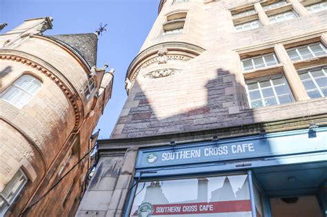 28 Best Edinburgh Old Town Restaurants For Every Budget