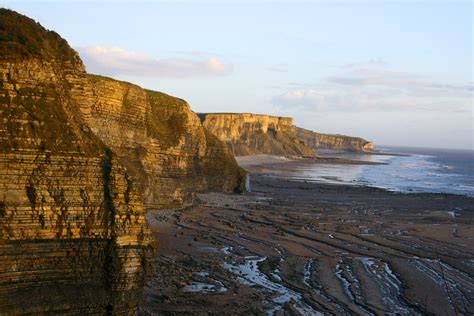 Southerndown Cliffs Looking Towards Monknash Mark Griffiths Flickr