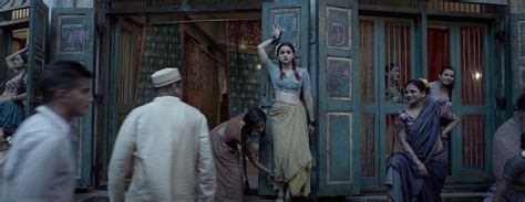 Gangubai Kathiawadi Trailer Out Alia Bhatt Steals The Show As Kamathipuras Furious Queen